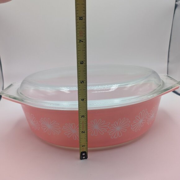 Vintage Pyrex Pink Daisy 045 Oval Casserole w/Lid 2-1/2 Quart - Picture 2 of 16